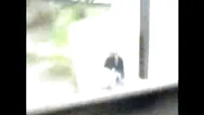 Ippopotami rosso con una bocca che funziona, soddisfare l'uomo che panciuto xxx zoccole italiane e ingoiare il suo sperma