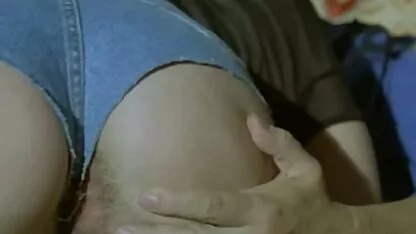 Un autista di trattori avvitando gli chef nell'erba, tira fuori tutto il suo seno e volò dalla sporcizia allo sperma sex film italiani caldo