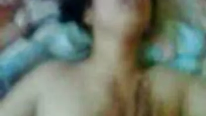 Metiski it Guli diciottenne prendere la vagina con le dita, eccitando il webcam italiane xxx clitoride con le rughe e cercare di risolvere in fretta.