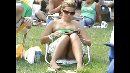 Abbronzato латинка succhia e scopa un grosso mature xxx italiane cazzo in giardino