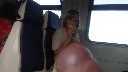 Le ragazze con il seno sono incredibili, le strisciano sopra il corpo di un uomo che inizia mature italiane xxx con un bagno, questo è un massaggio speciale