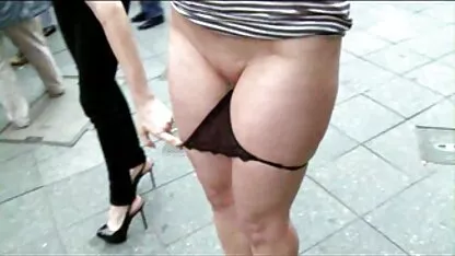 Trovo una sorella con un misuratore di dildo colpirlo nella sua vagina cercando di raggiungere orgasmi video amatoriali sex italiani che non sono reali