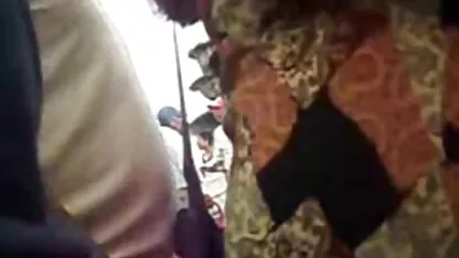 Ragazzo di 20 anni è video carsex italiani ancora succhiare il seno della madre, donna succhiare di un succhiare
