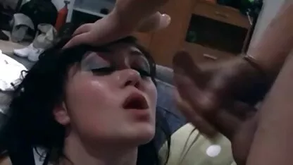 Giovane donna casting Europa con un uomo lasciare nonna italiana sex che i concorrenti andare in giro, uno è un dryukom cancro e il secondo dà lecca