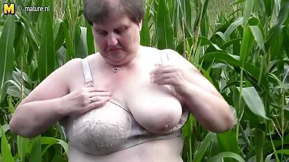 Giovane латинка сквиртует durante sesso e prende savory mature italiane sex кремпай