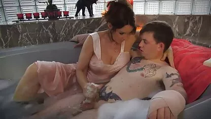 Bixa al sex famiglia italiana primo appuntamento si arrende e con la bocca aperta in attesa dell'intero processo di un'intima relazione di morte, è dispettoso di perdere il punto