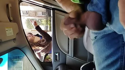 Il bambino giaceva in fondo alla solida conoscenza di shnyag di suo padre, raggiungendo l'euforia con sex mature amatoriale un cappello abbronzato