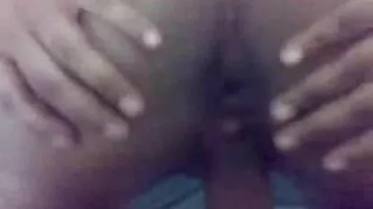 Ragazzo implora la sua padrona di fermarsi a scoparla, così ha accettato video sex amatoriali gratis di annusare e leccare i piedi ottenere scarpe da ginnastica in testa.