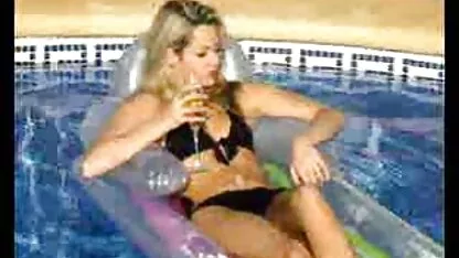 Il sex amatoriali gratis ragazzo si siede sul viso della ragazza e riceve impressionante Rimming