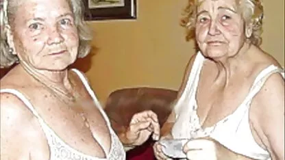 Una folla di persone italiana sex tube permettono agli studenti magro per il sesso e costretto a leccare ogni culo