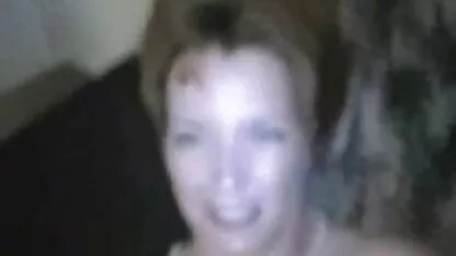 Vicino videochat porno italiana di casa in ostello diteggiatura musicista, scopa tette e fa un pompino