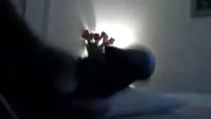 In un club cagna succhiare membro attraverso il buco nel muro e fare sesso con due persone in una sola volta presso mature italiane porno tube la cabina