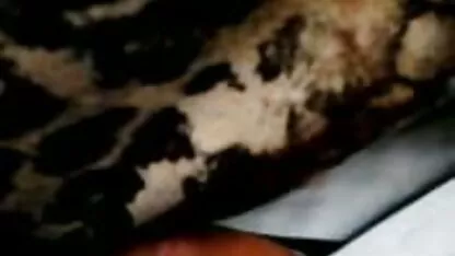 Bagnato orgasmo durante la masturbazione massaggiatore e cazzo con un grosso cazzo film italiani xnxx