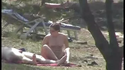 Succosa porno tube mature italiane bruna con appetitoso tette naturali scopata con ricci ragazzo