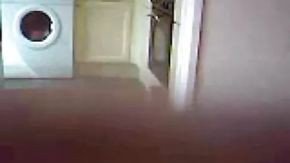 Sborrata vergini a piedi intorno al centro commerciale nascondere mature italiane sex video la sua faccia