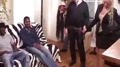 Ragazza si masturba con un vibratore video sex incesti italiani in un progetto