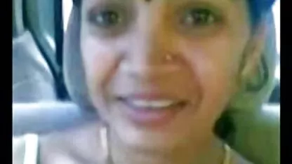 Una giovane donna giapponese in gonna corta scopata xnxx film italiani in piedi con le borchie asiatiche e succhia il suo