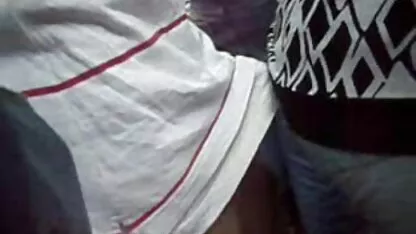 Istruttore video sex in lingua italiana di guida scopa in auto bionda successore
