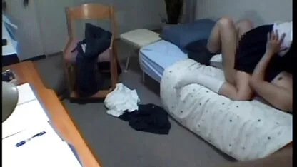 Gang Russo chat italiana xxx bang in sala, tutti gli studenti si riuniscono dopo le lezioni