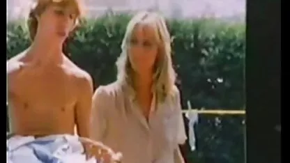 Ha soffiato il bambino era con l'uniforme della scuola, mettere xnxx mamme italiane la faccia sul divano e salire verso l'alto