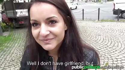 Sì, non voglio il mais, mi hai trascinato qui le formiche e gli xxnx italiane insetti strisciano nella mia vagina
